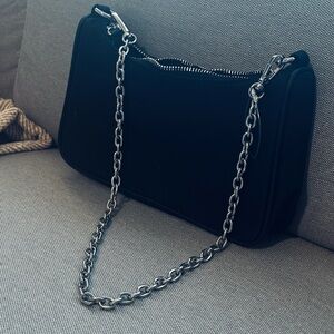 Elegant Chain Black Nylon Shoulder Bag
